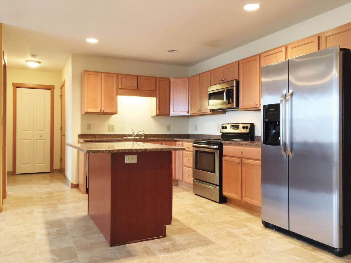 Apartment for rent at 1100 N Broadway, Minot, ND 58703