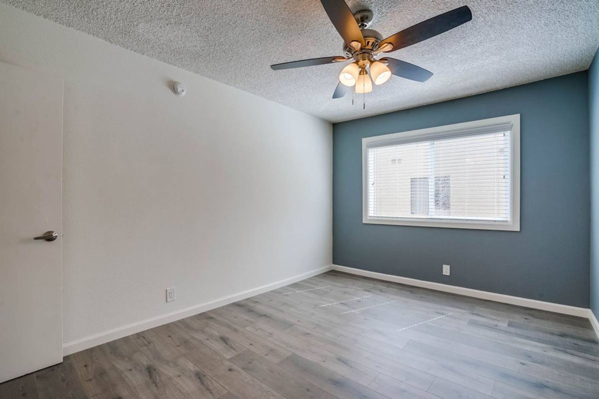 Apartment for rent at 6407 10th Ave #13, Los Angeles, CA 90043