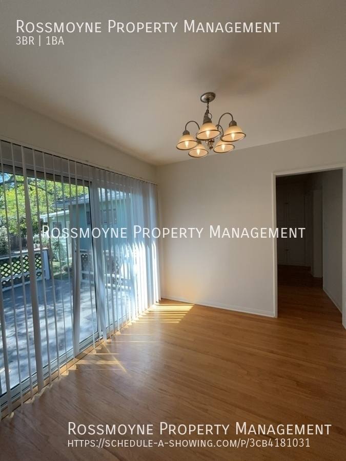 House for rent at 4633 New York Ave, La Crescenta, CA 91214
