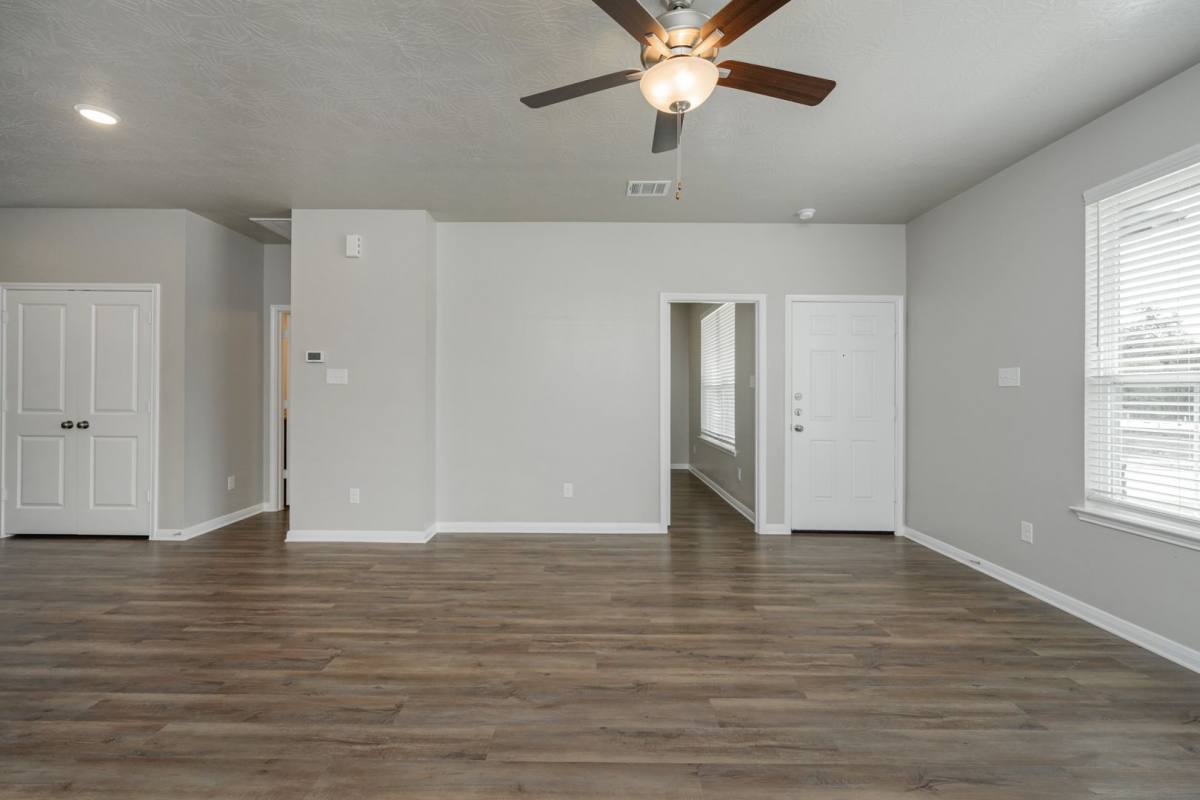 Townhouse for rent at 2047 Vintage Farms Way #1, Brenham, TX 77833