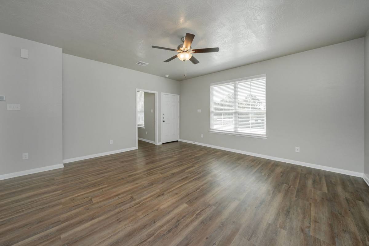 Townhouse for rent at 2047 Vintage Farms Way #1, Brenham, TX 77833