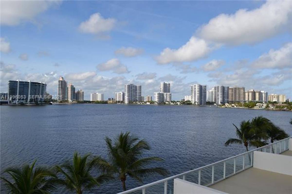Apartment for rent at 18100 N Bay Rd, North Miami Beach, FL 33160