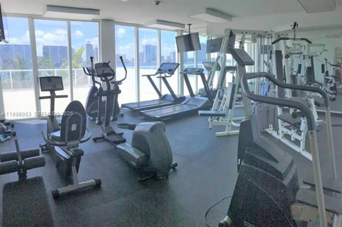 Apartment for rent at 18100 N Bay Rd, North Miami Beach, FL 33160