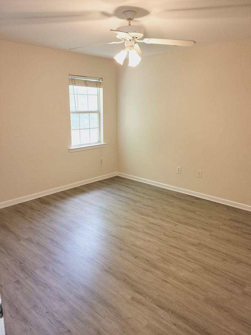 House for rent at 2005 King Arthur Circle, Alabaster, AL 35007