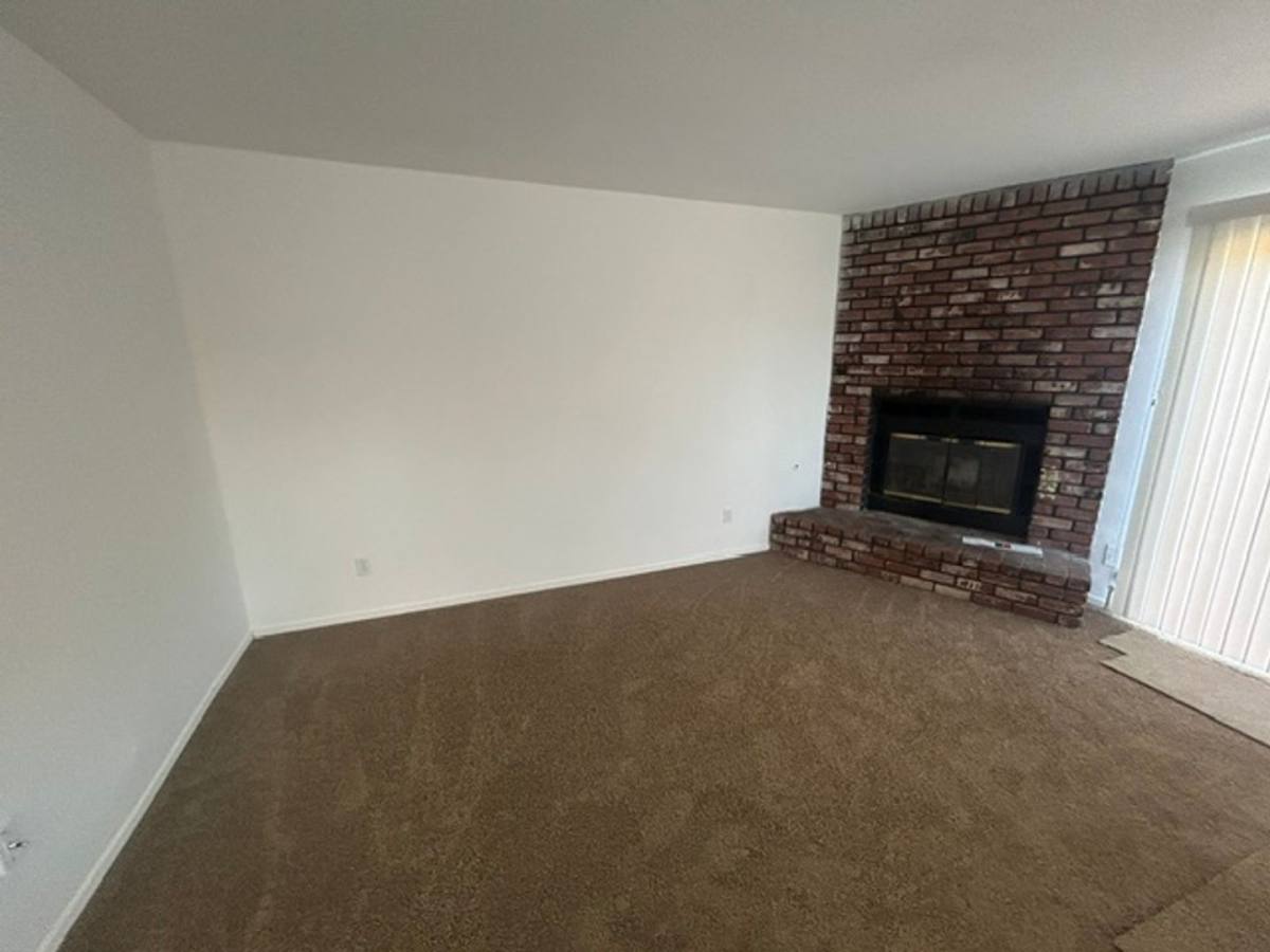 Condo for rent at 2047 E Laura, Visalia, CA 93292