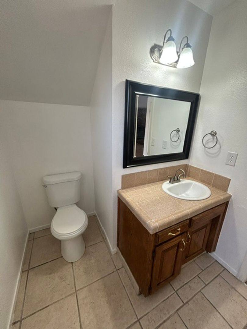 Condo for rent at 2047 E Laura, Visalia, CA 93292