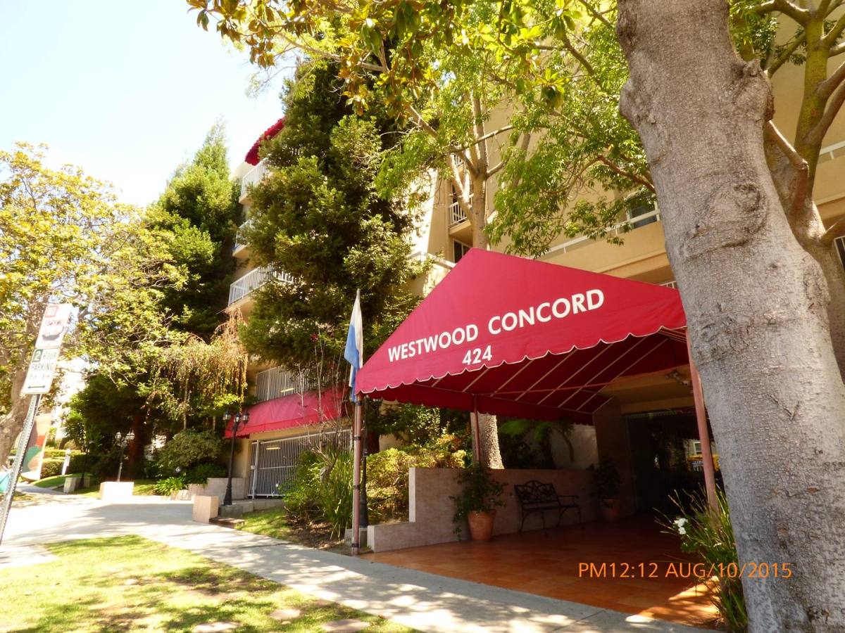 Apartment for rent at 424 Veteran Ave #402, Los Angeles, CA 90024