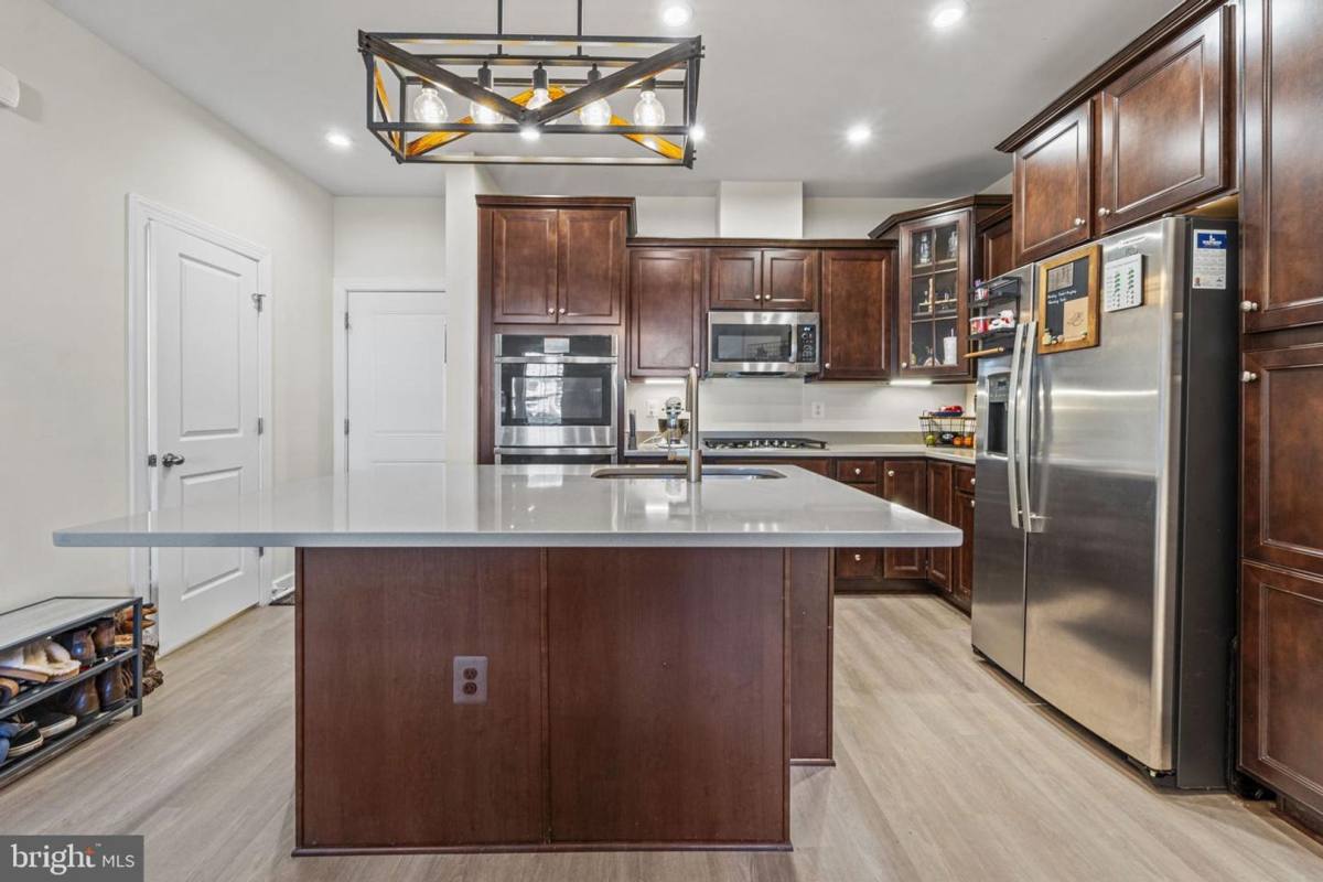 Condo for rent at 12384 Azure Lane, Fairfax, VA 22033