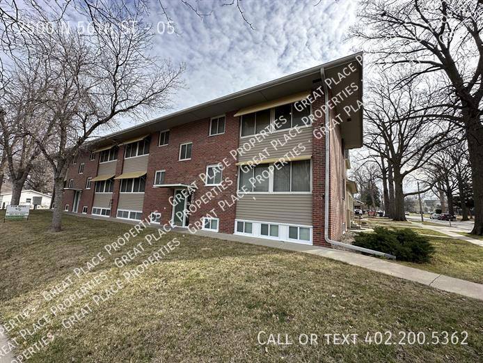 Apartment for rent at 2500 N 56th St #5, Lincoln, NE 68504