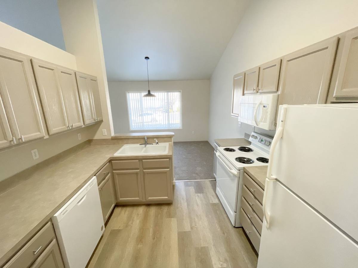 Apartment for rent at 5630-5632-5634-5636 N Hills Dr, Klamath Falls, OR 97603