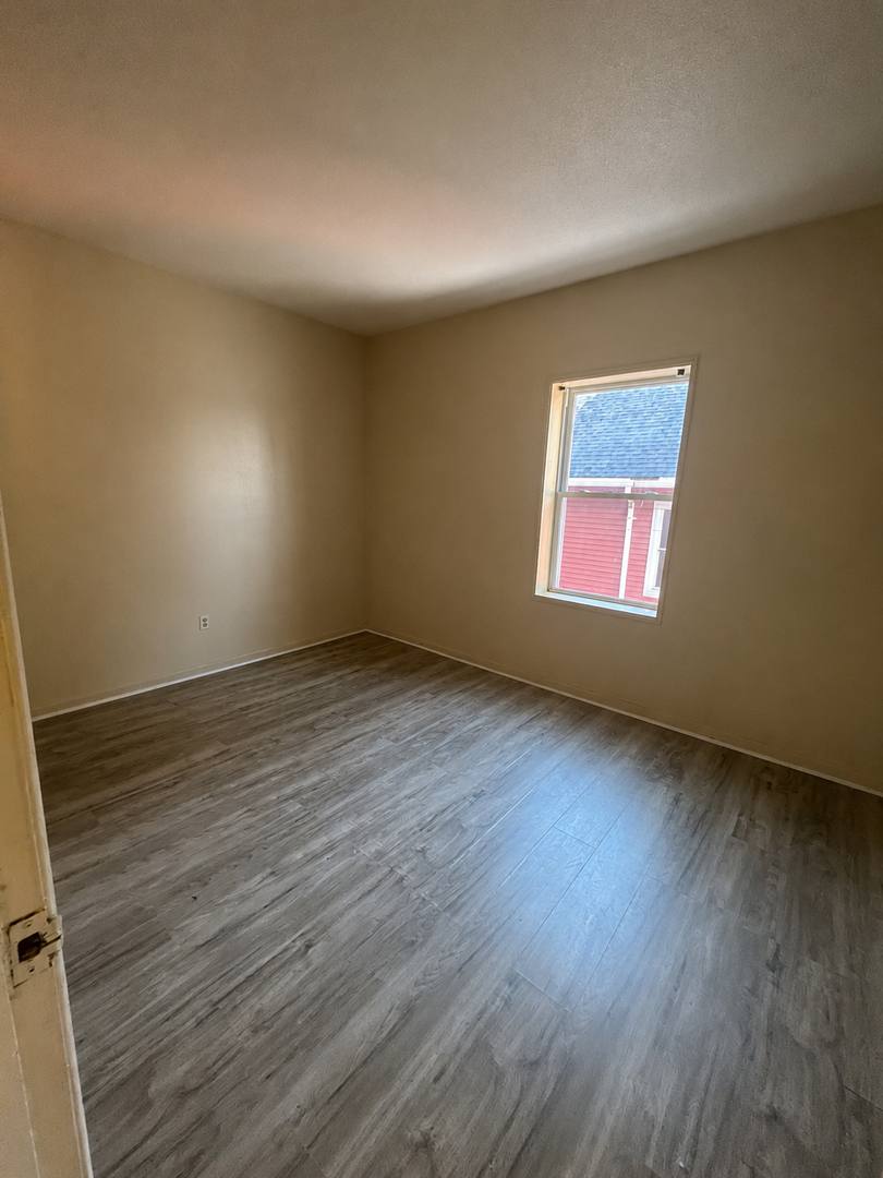Apartment for rent at 192-194 Ward St, Hartford, CT 06106