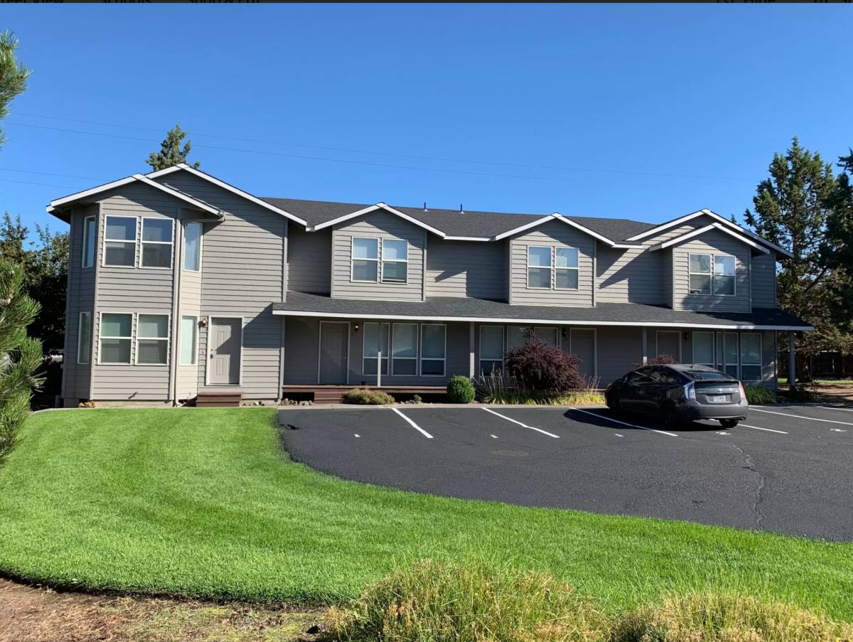 Townhouse for rent at 2922 NE, Bend, OR 97701