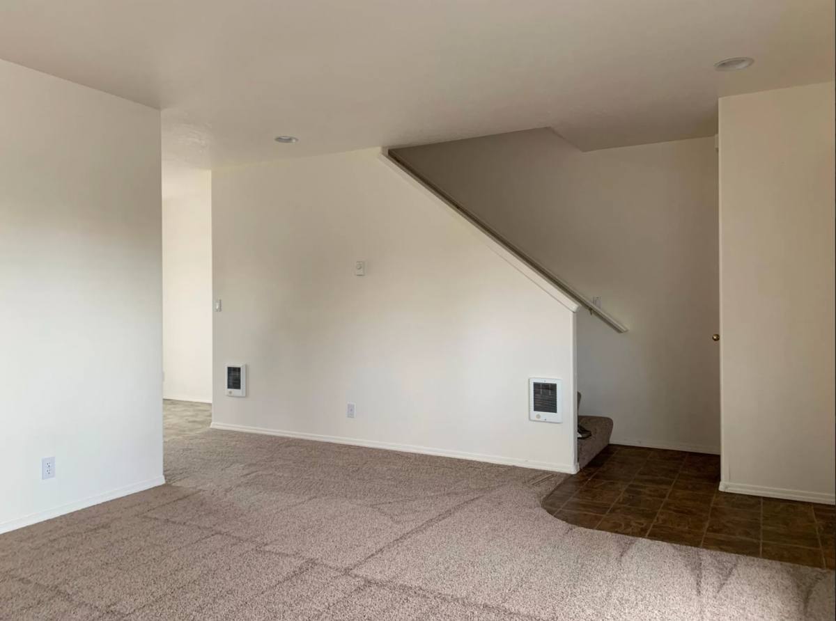 Townhouse for rent at 2922 NE, Bend, OR 97701