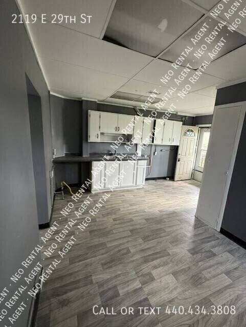 Apartment for rent at 2119 E 29th St, Lorain, OH 44055