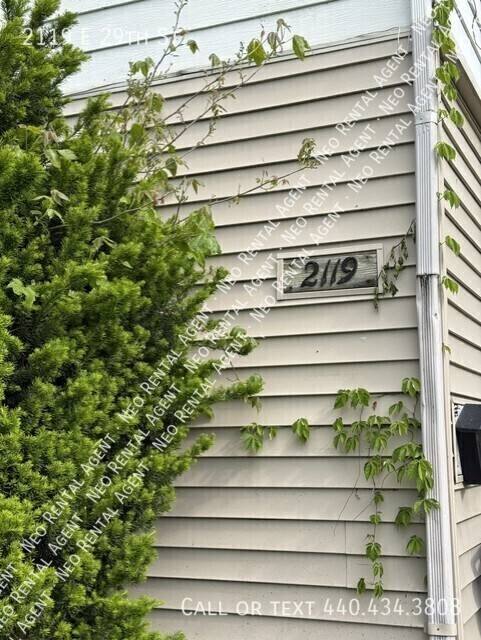 Apartment for rent at 2119 E 29th St, Lorain, OH 44055