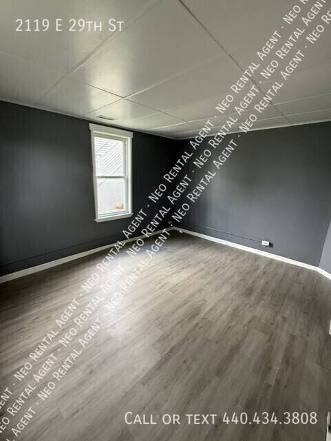 Apartment for rent at 2119 E 29th St, Lorain, OH 44055