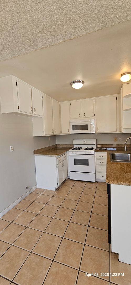Condo for rent at 1153 E Foster Rd, Santa Maria, CA 93455