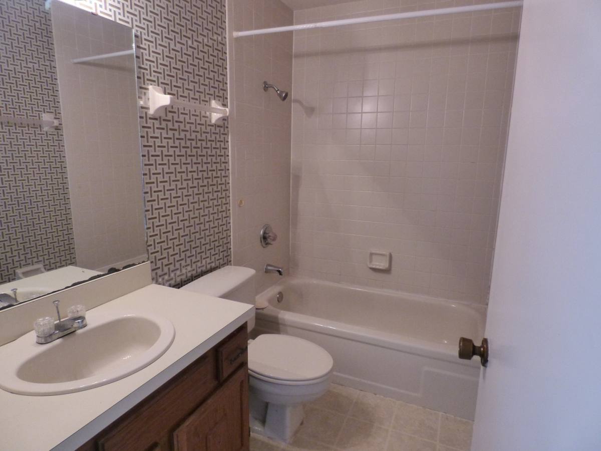Townhouse for rent at 4700 Jasmine Creek Lane, Orlando, FL 32811
