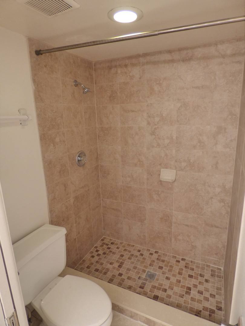 Townhouse for rent at 4700 Jasmine Creek Lane, Orlando, FL 32811