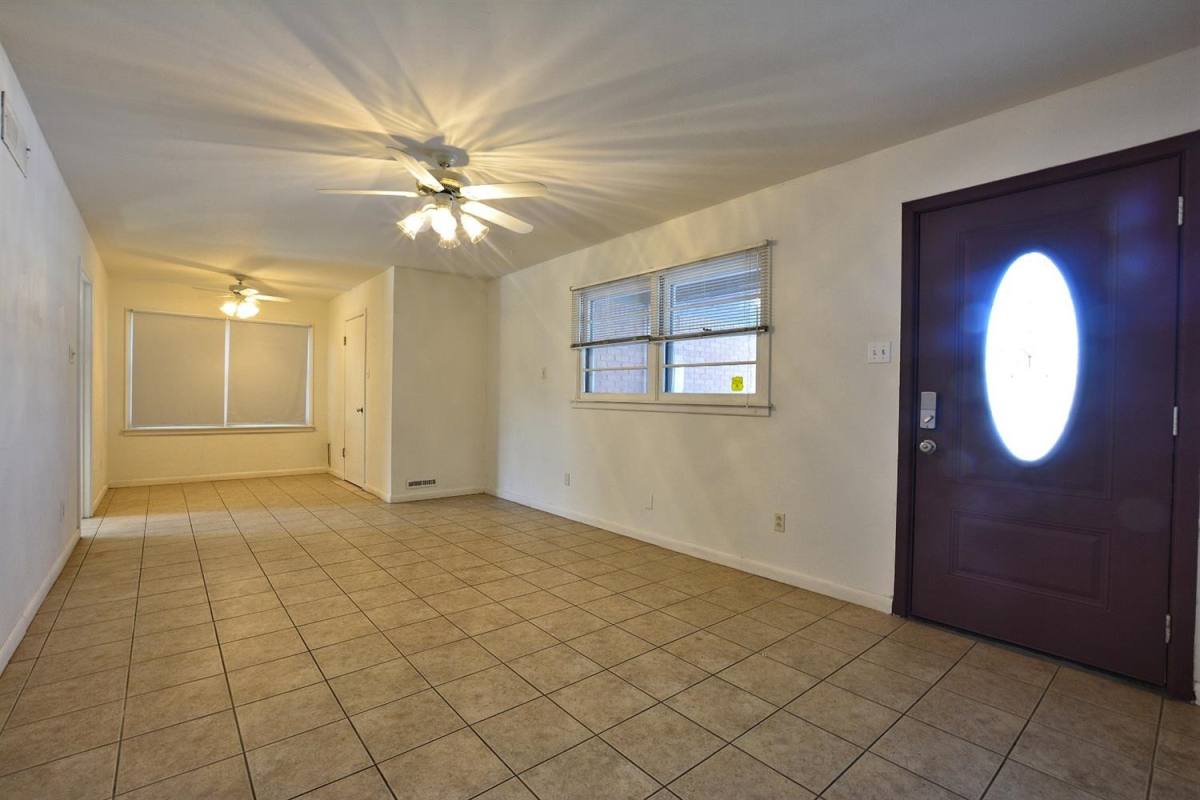 Apartment for rent at 4819 44th St, Lubbock, TX 79414