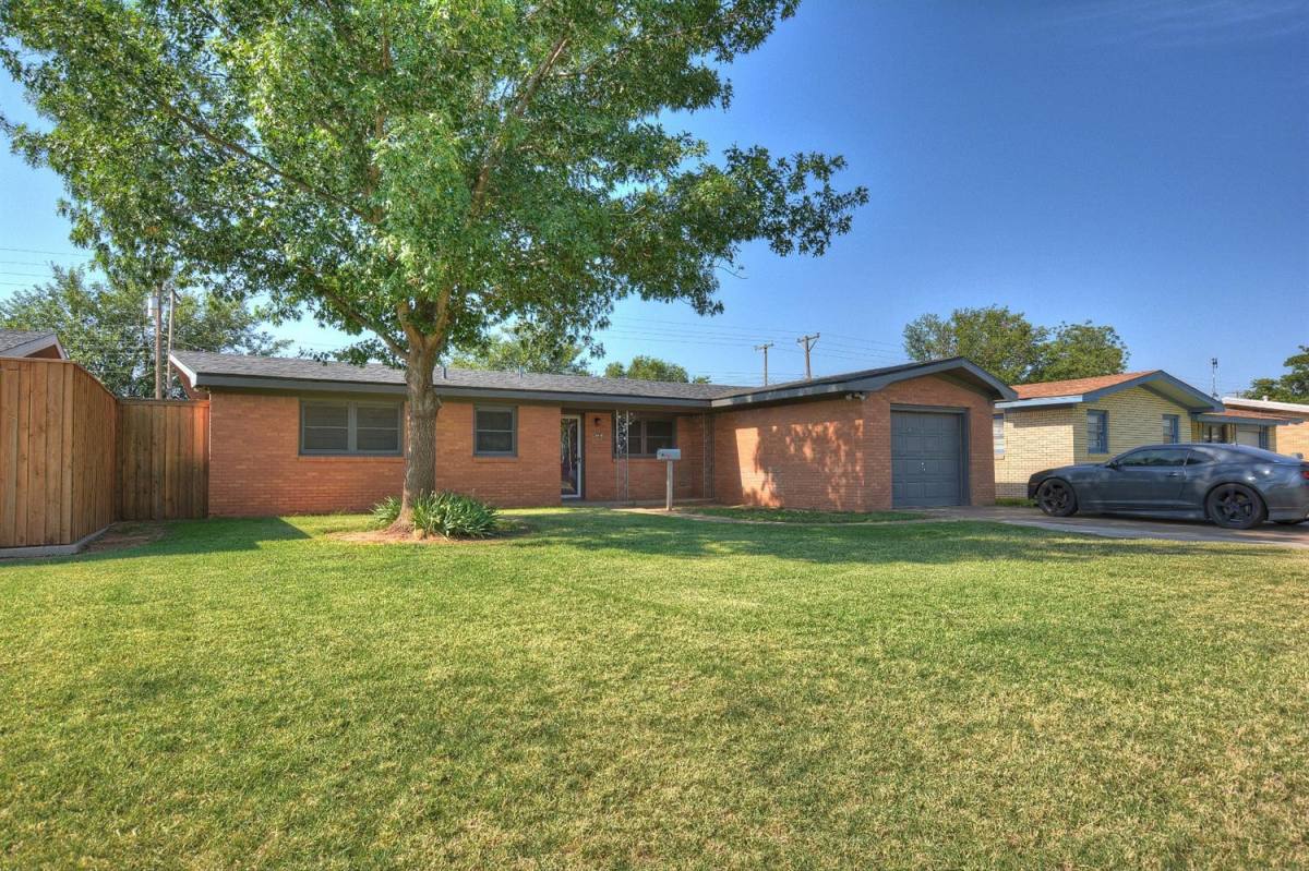 Apartment for rent at 4819 44th St, Lubbock, TX 79414