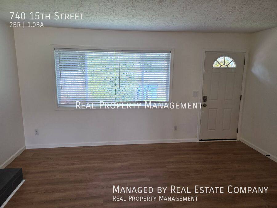 House for rent at 740 15th St, Washougal, WA 98671