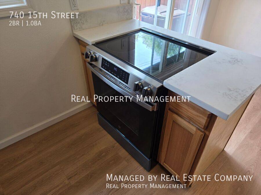 House for rent at 740 15th St, Washougal, WA 98671