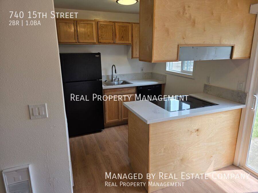 House for rent at 740 15th St, Washougal, WA 98671