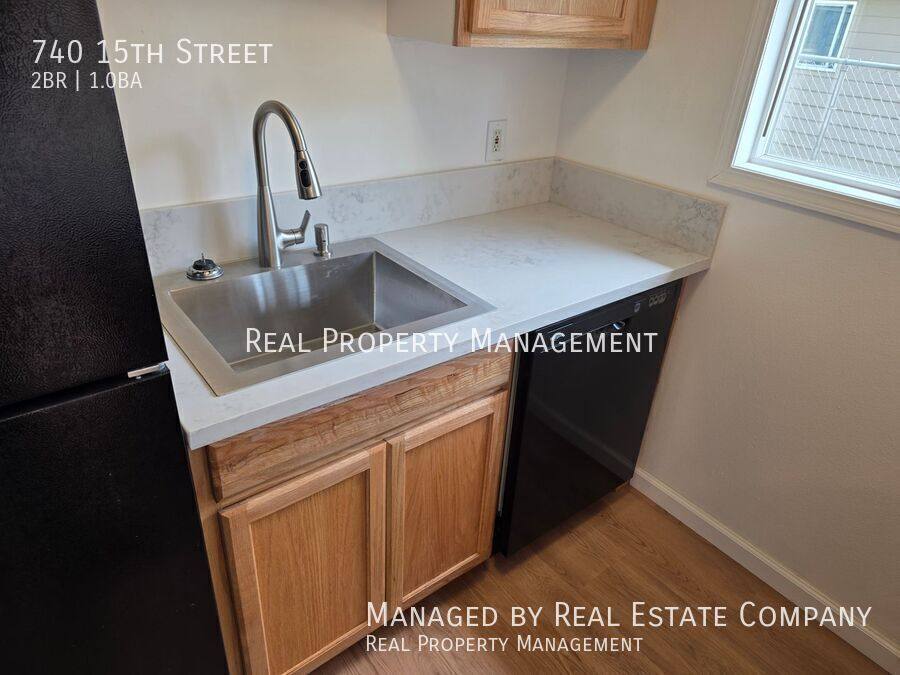 House for rent at 740 15th St, Washougal, WA 98671