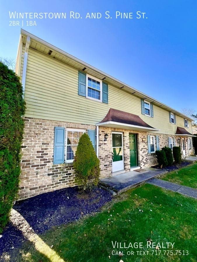 Townhouse for rent at 100 Winterstown Rd #8, Red Lion, PA 17356