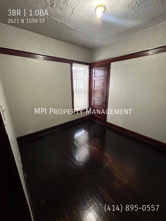 Apartment for rent at 2621 N 15th St, Milwaukee, WI 53206