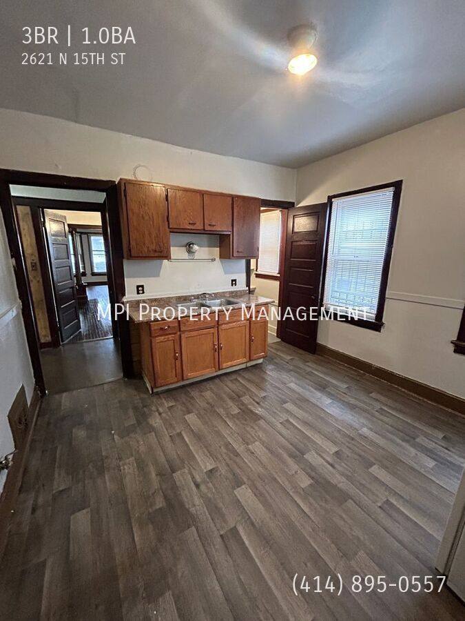 Apartment for rent at 2621 N 15th St, Milwaukee, WI 53206