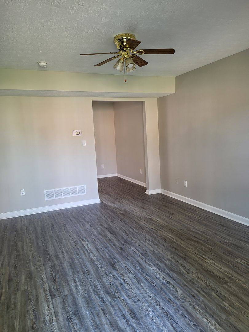 Apartment for rent at 1103 Blackberry Lane, Berea, KY 40403