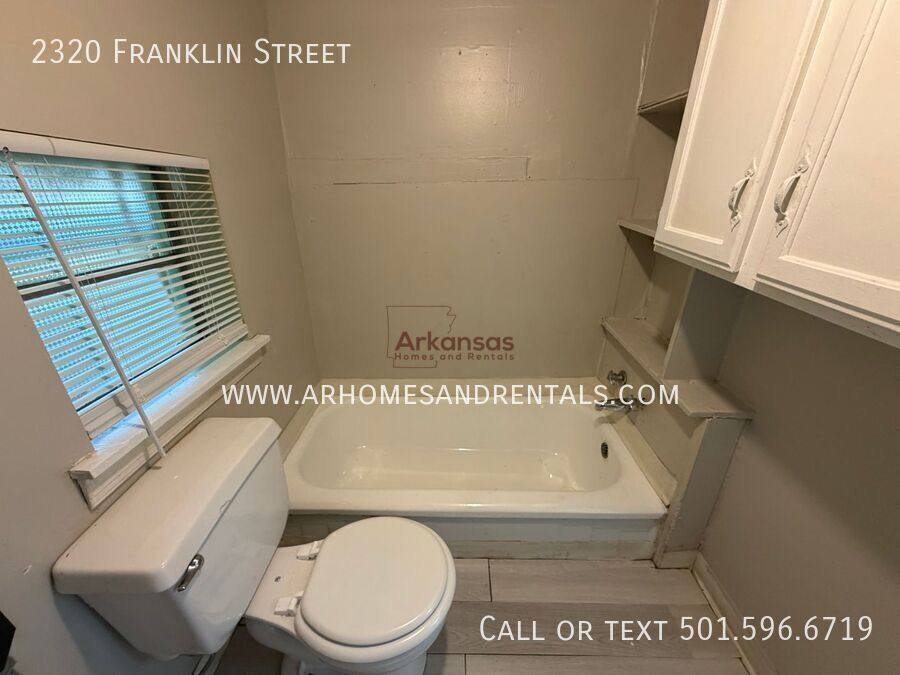 House for rent at 2320 Franklin St, North Little Rock, AR 72114
