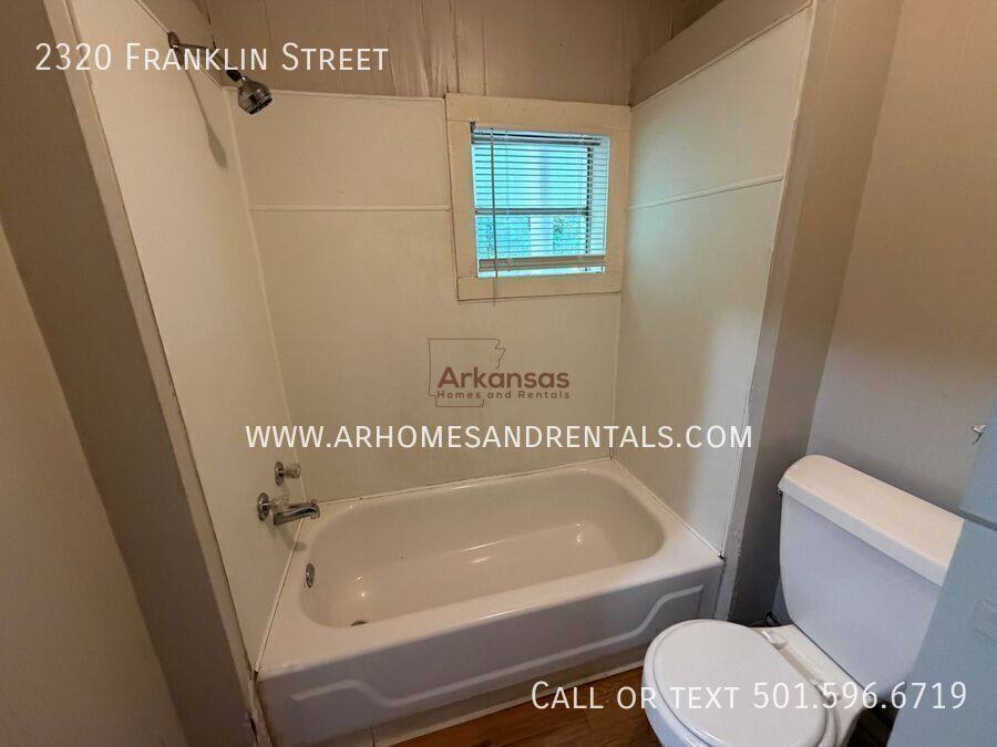 House for rent at 2320 Franklin St, North Little Rock, AR 72114