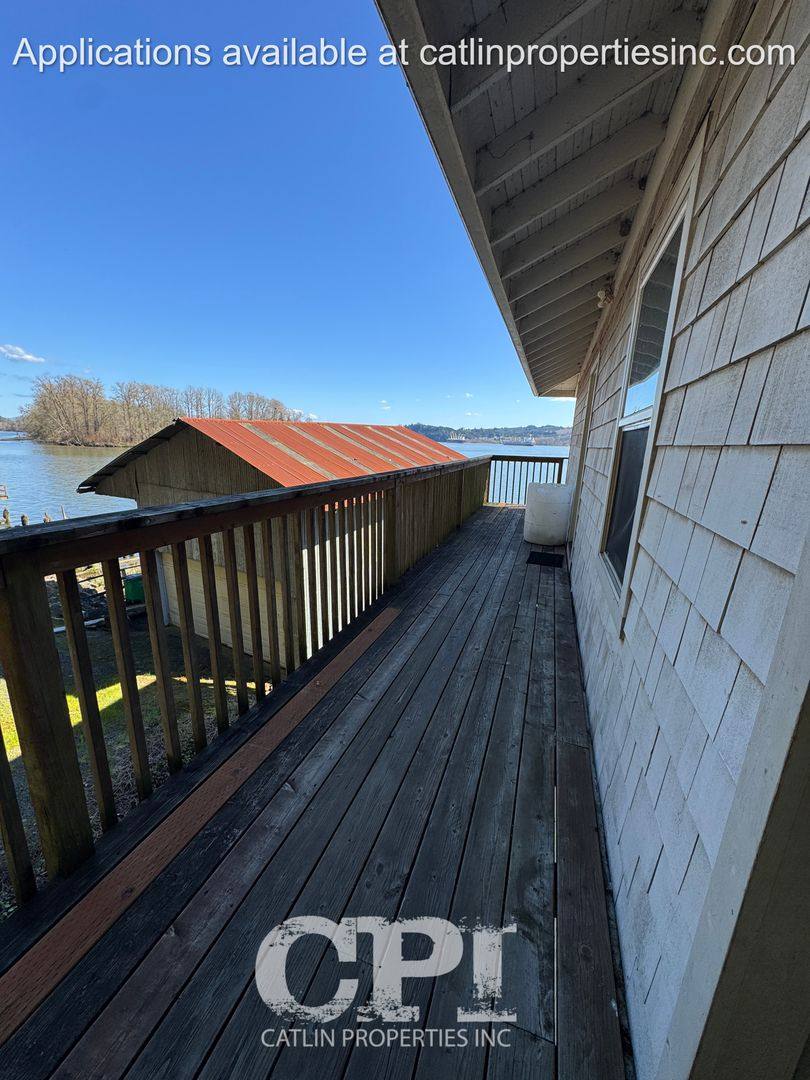 Apartment for rent at 8517 Ocean Beach Highway, Longview, WA 98632