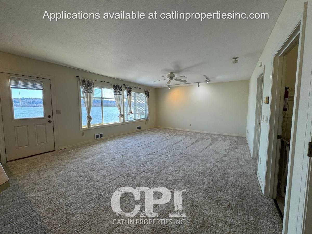 Apartment for rent at 8517 Ocean Beach Highway, Longview, WA 98632