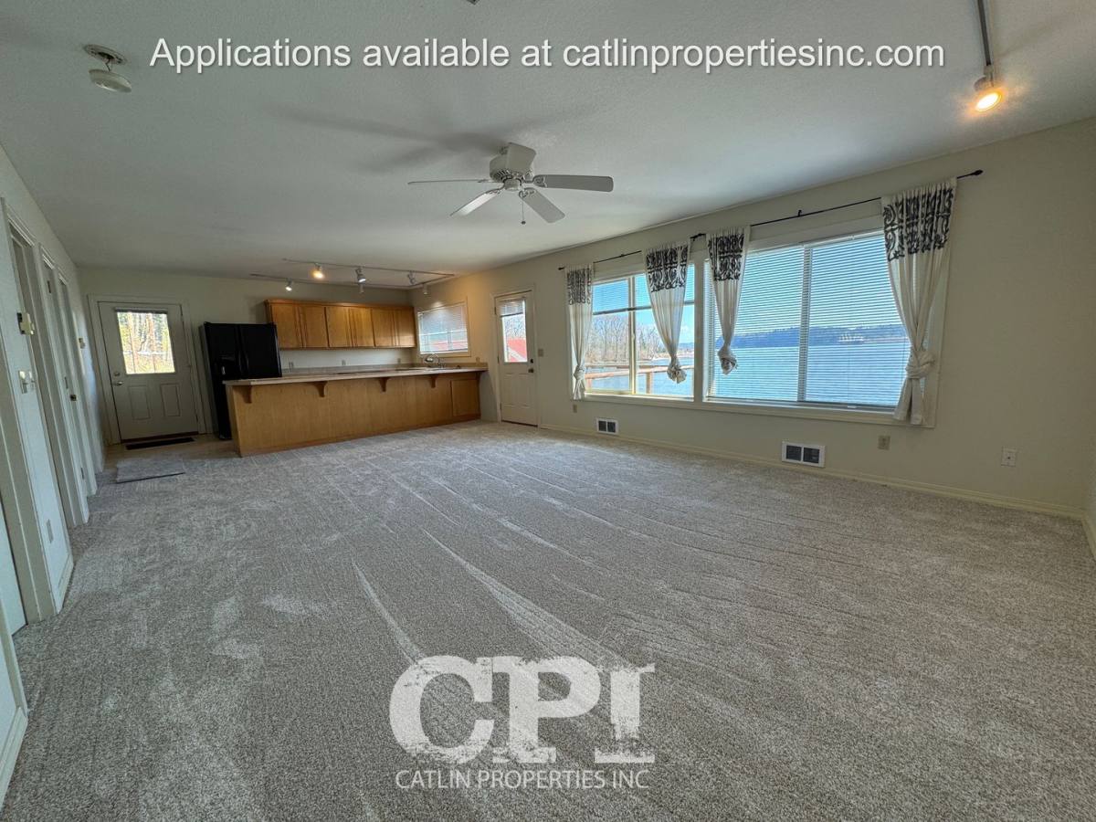 Apartment for rent at 8517 Ocean Beach Highway, Longview, WA 98632