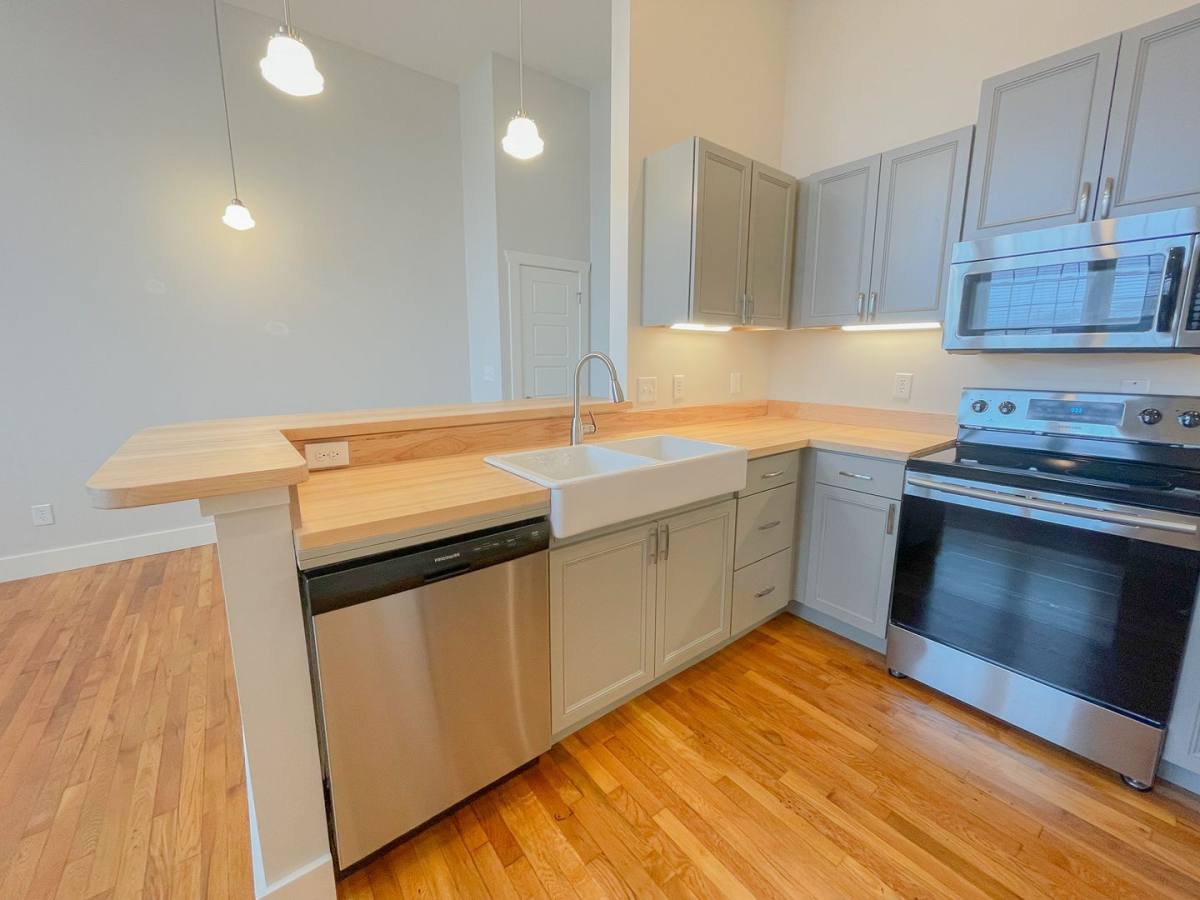 Apartment for rent at 756 Bailey St, Mars Hill, NC 28754