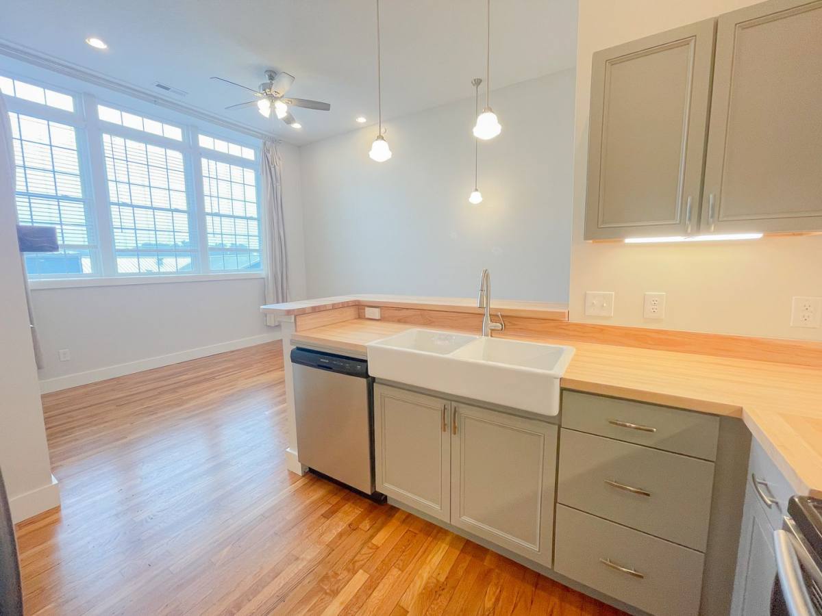 Apartment for rent at 756 Bailey St, Mars Hill, NC 28754