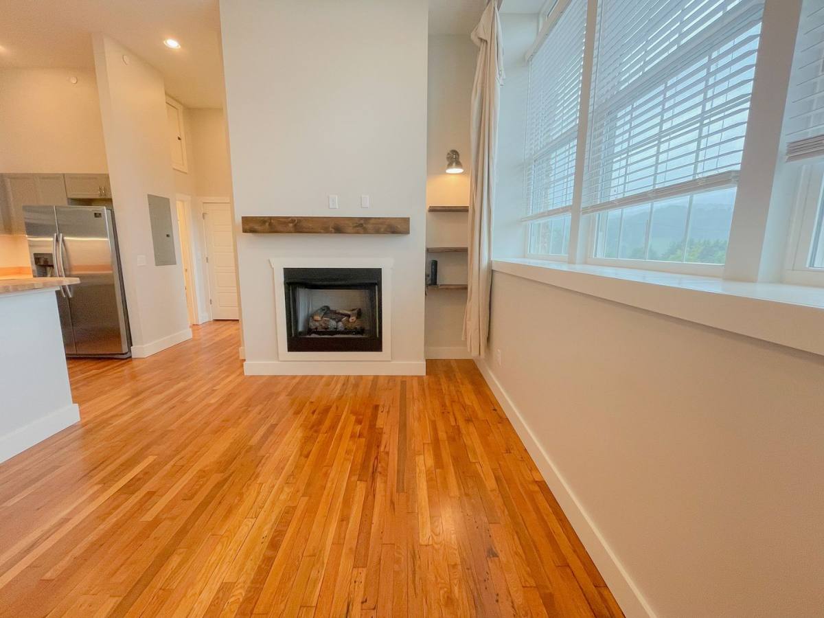 Apartment for rent at 756 Bailey St, Mars Hill, NC 28754