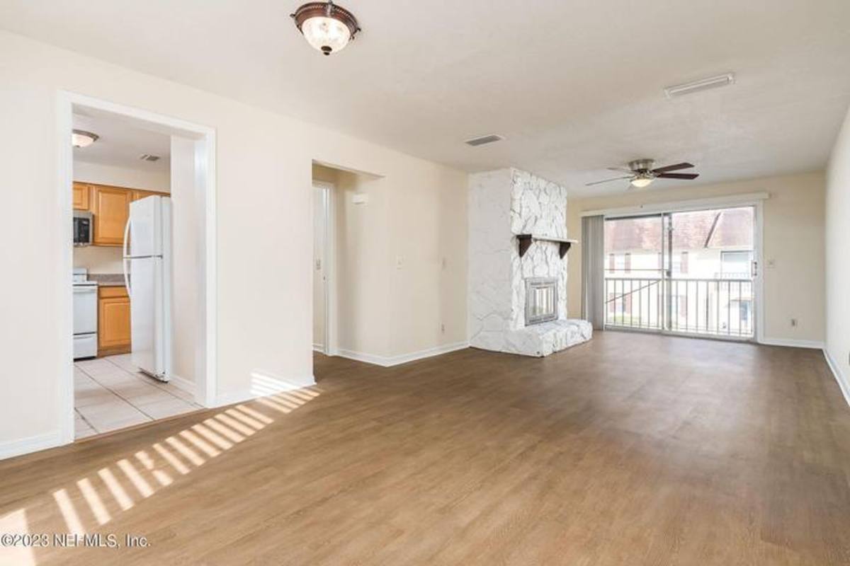 Condo for rent at 1735 El Camino Rd, Jacksonville, FL 32216