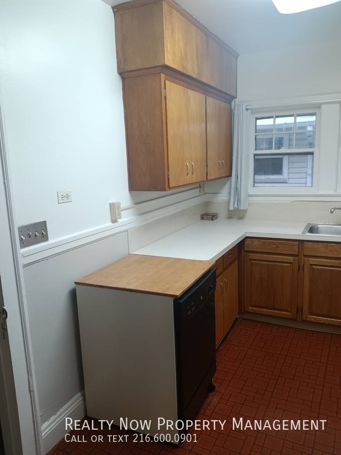 Apartment for rent at 2113 Stillman Rd - 2nd #2113 Stillman2, Cleveland, OH 44118