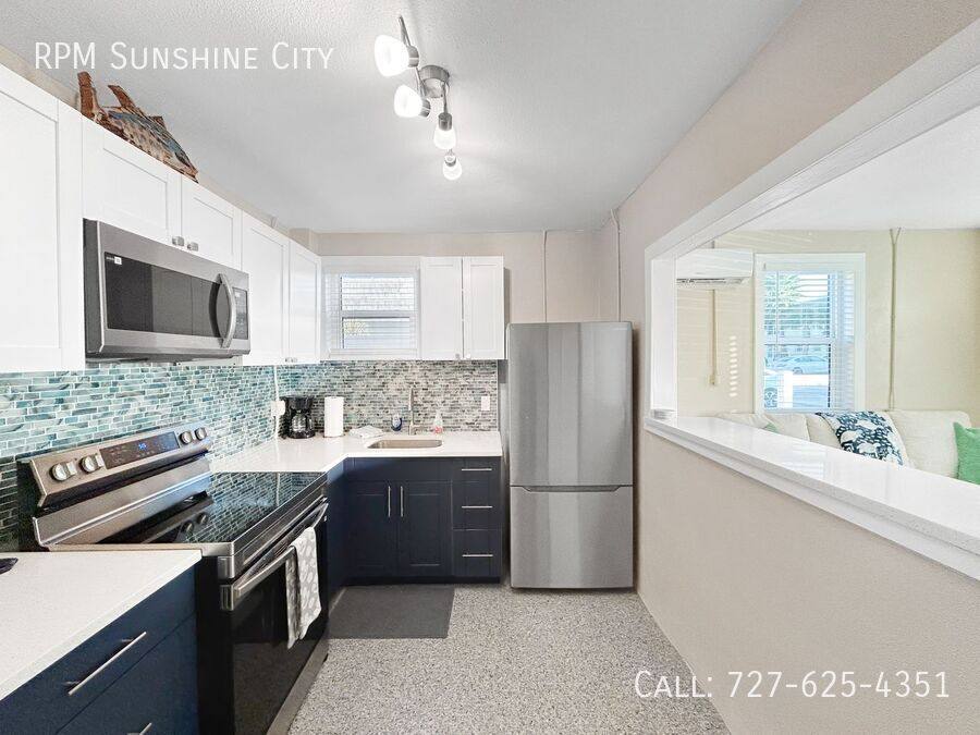 Apartment for rent at 14135 Palm St #1, Saint Petersburg, FL 33708