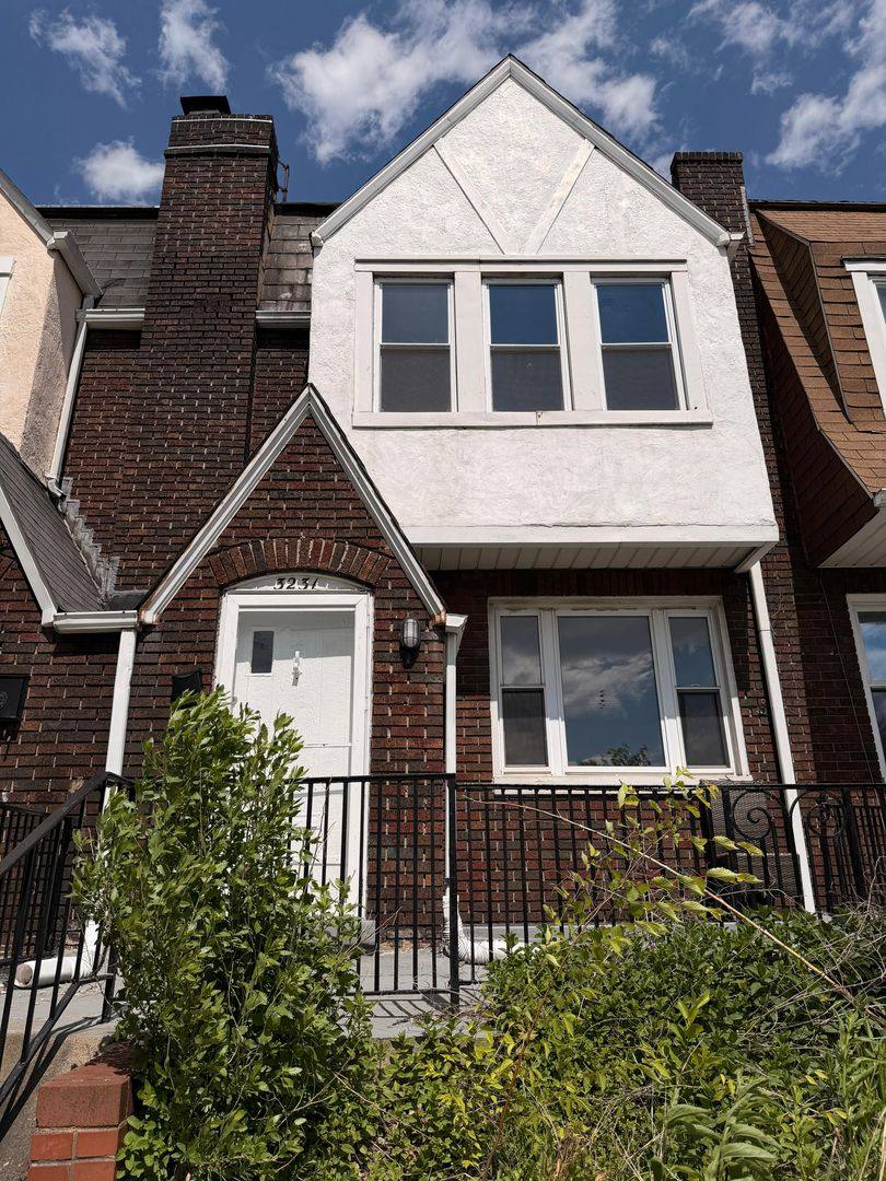 Townhouse for rent at 3231 Dundalk Ave, Dundalk, MD 21222