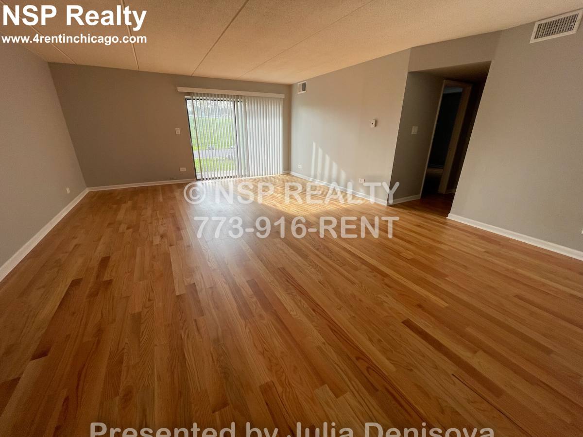 Apartment for rent at 525 N Quentin, Palatine, IL 60067
