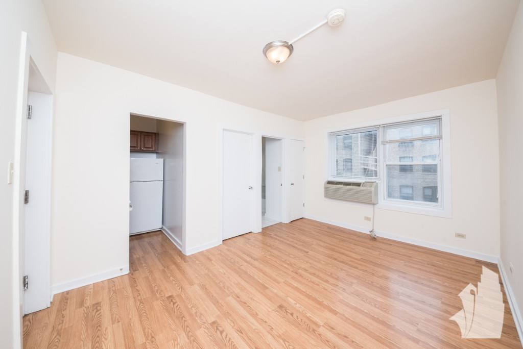 Apartment for rent at 1850 N Humboldt Blvd, Chicago, IL 60647
