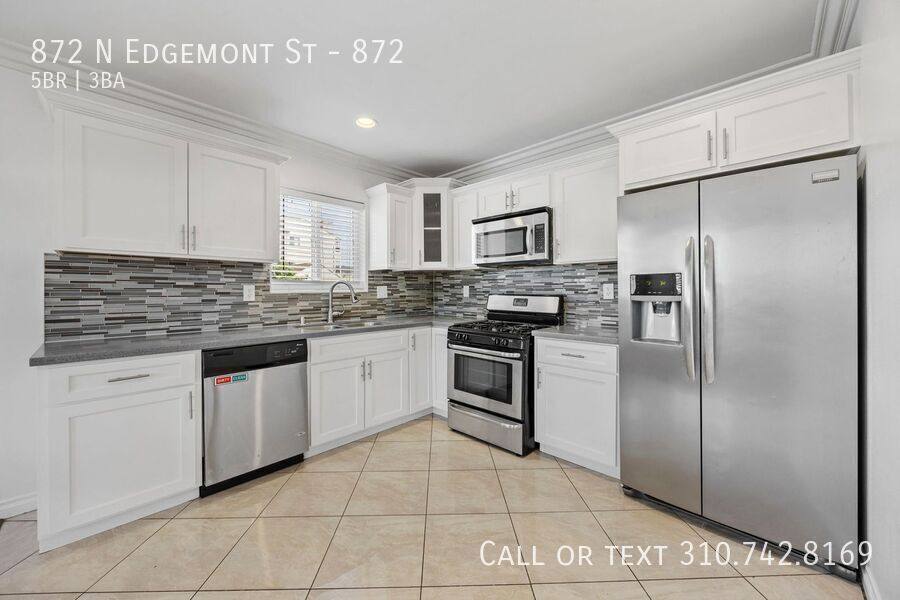 Townhouse for rent at 872 N Edgemont St #872, Los Angeles, CA 90029