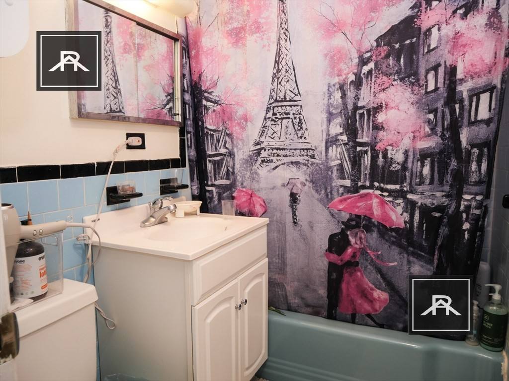 Apartment for rent at 217 Kent St #1, Brookline, MA 02446