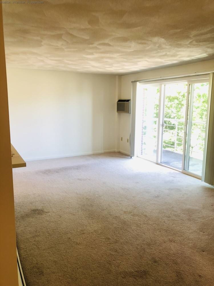 Apartment for rent at 410 Washington St #34, Quincy, MA 02169
